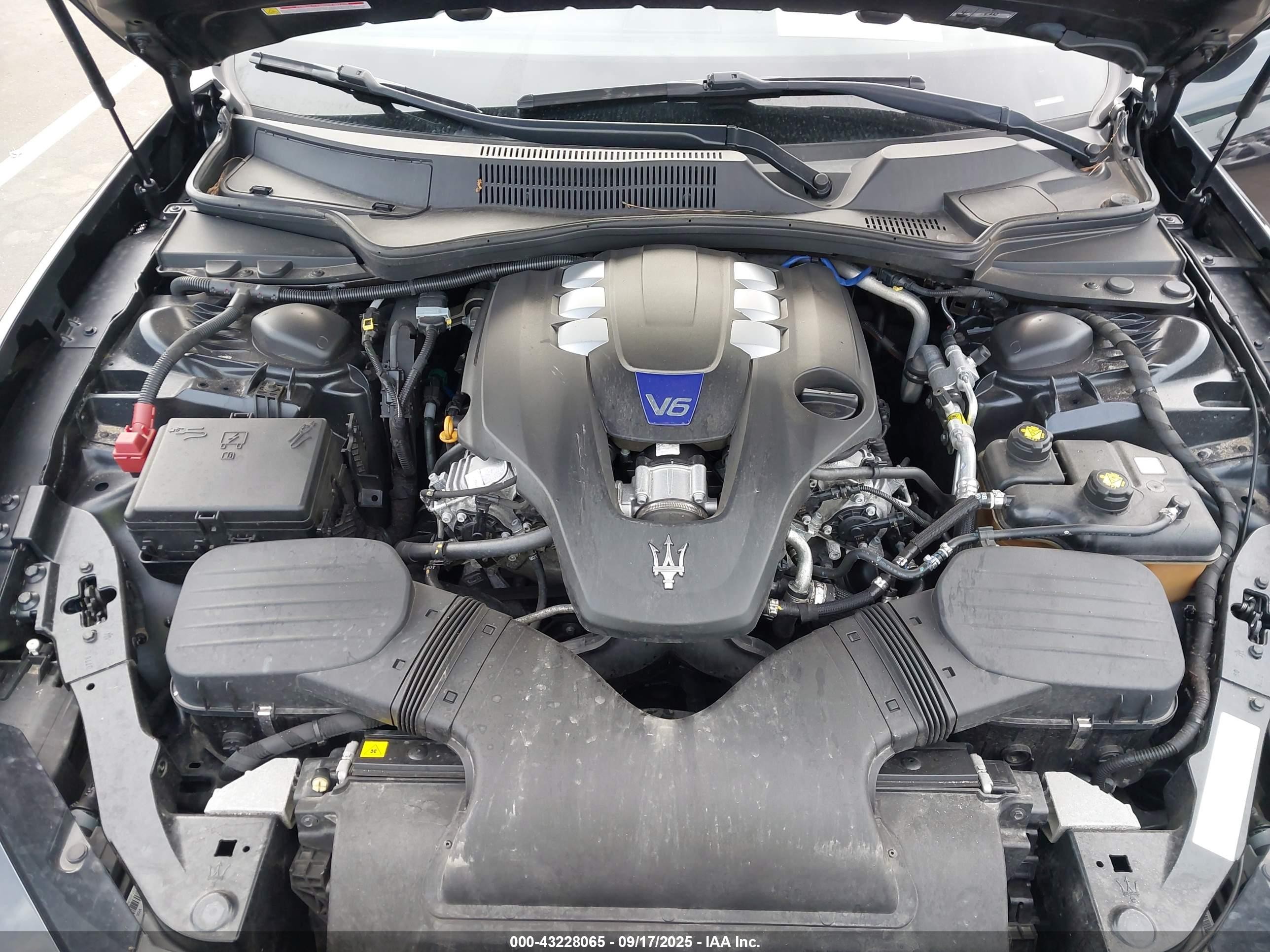 2019 Maserati Ghibli S Black vin: ZAM57YSA3K1325062