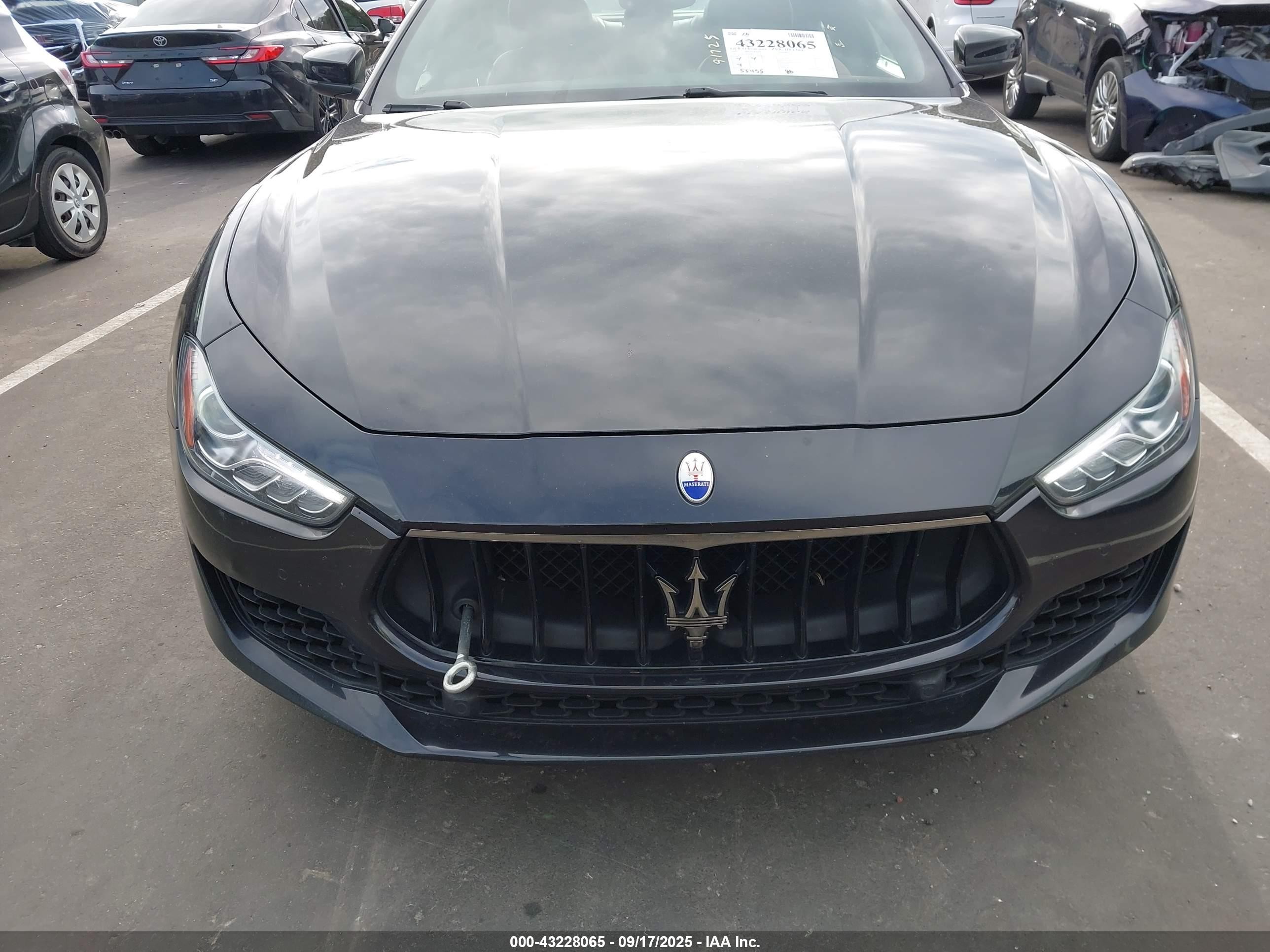 2019 Maserati Ghibli S Black vin: ZAM57YSA3K1325062