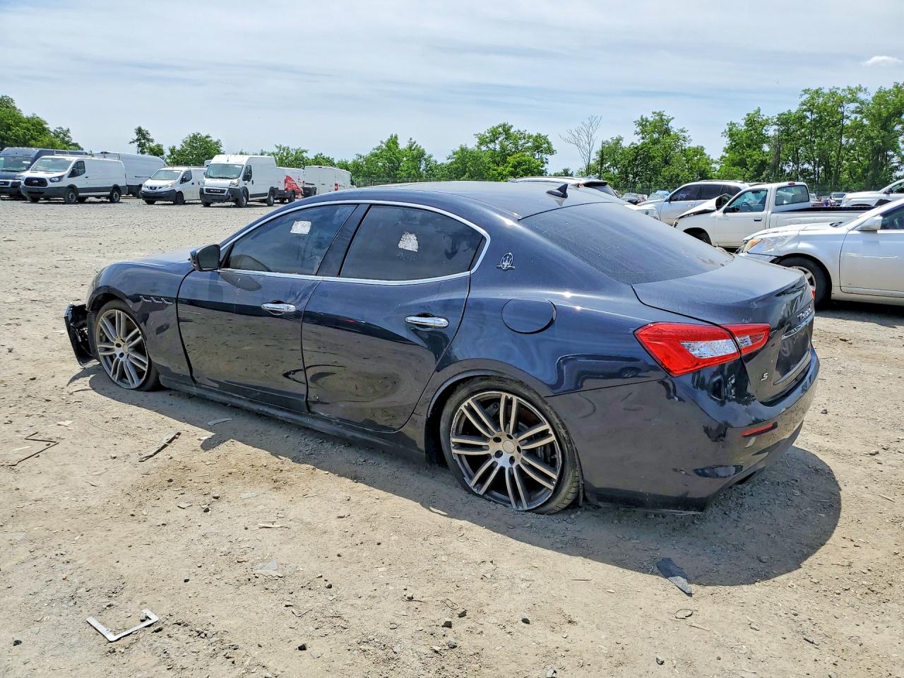 2019 Maserati Ghibli S Blue vin: ZAM57YSA6K1335777