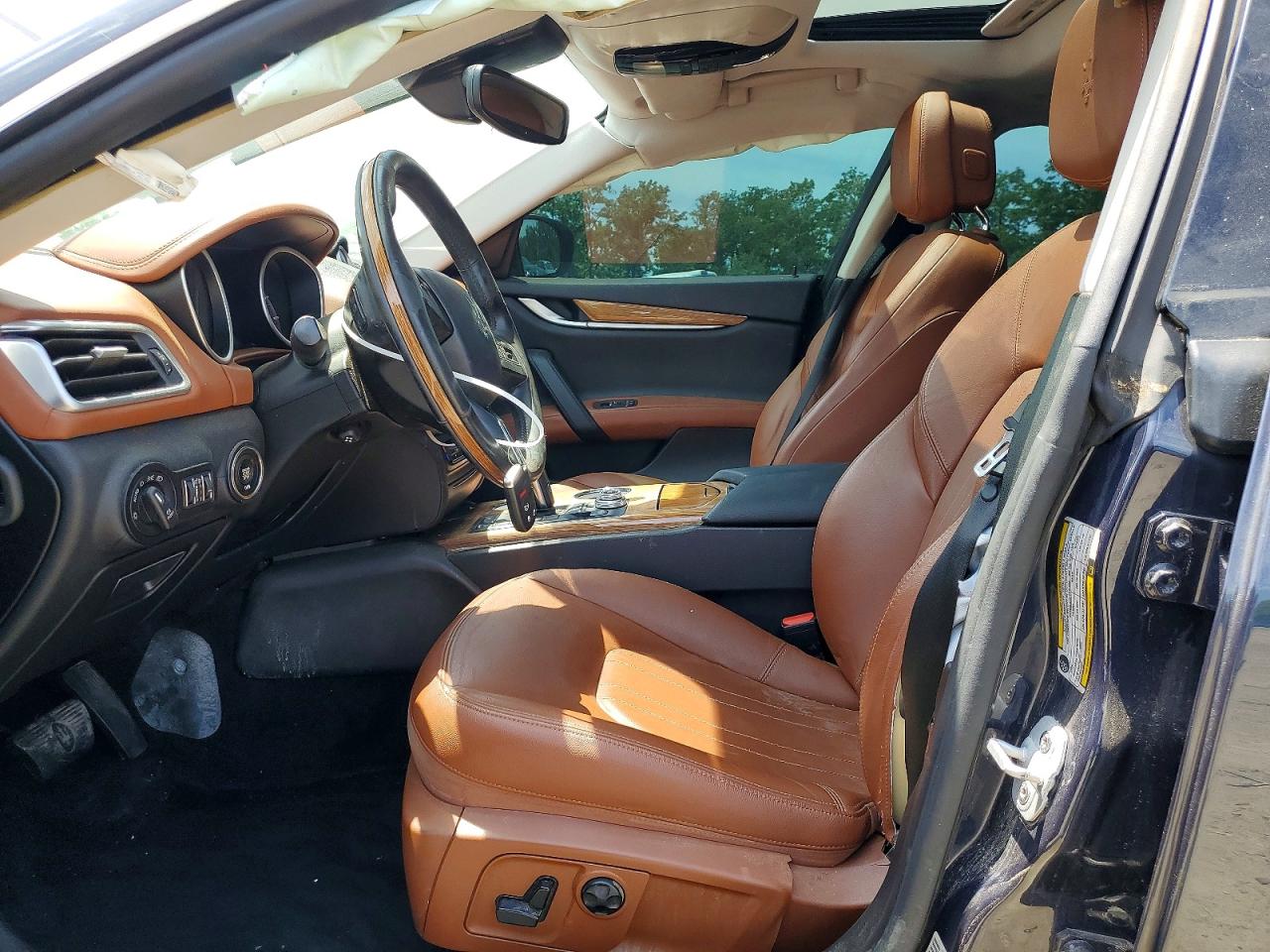 2019 Maserati Ghibli S Blue vin: ZAM57YSA6K1335777