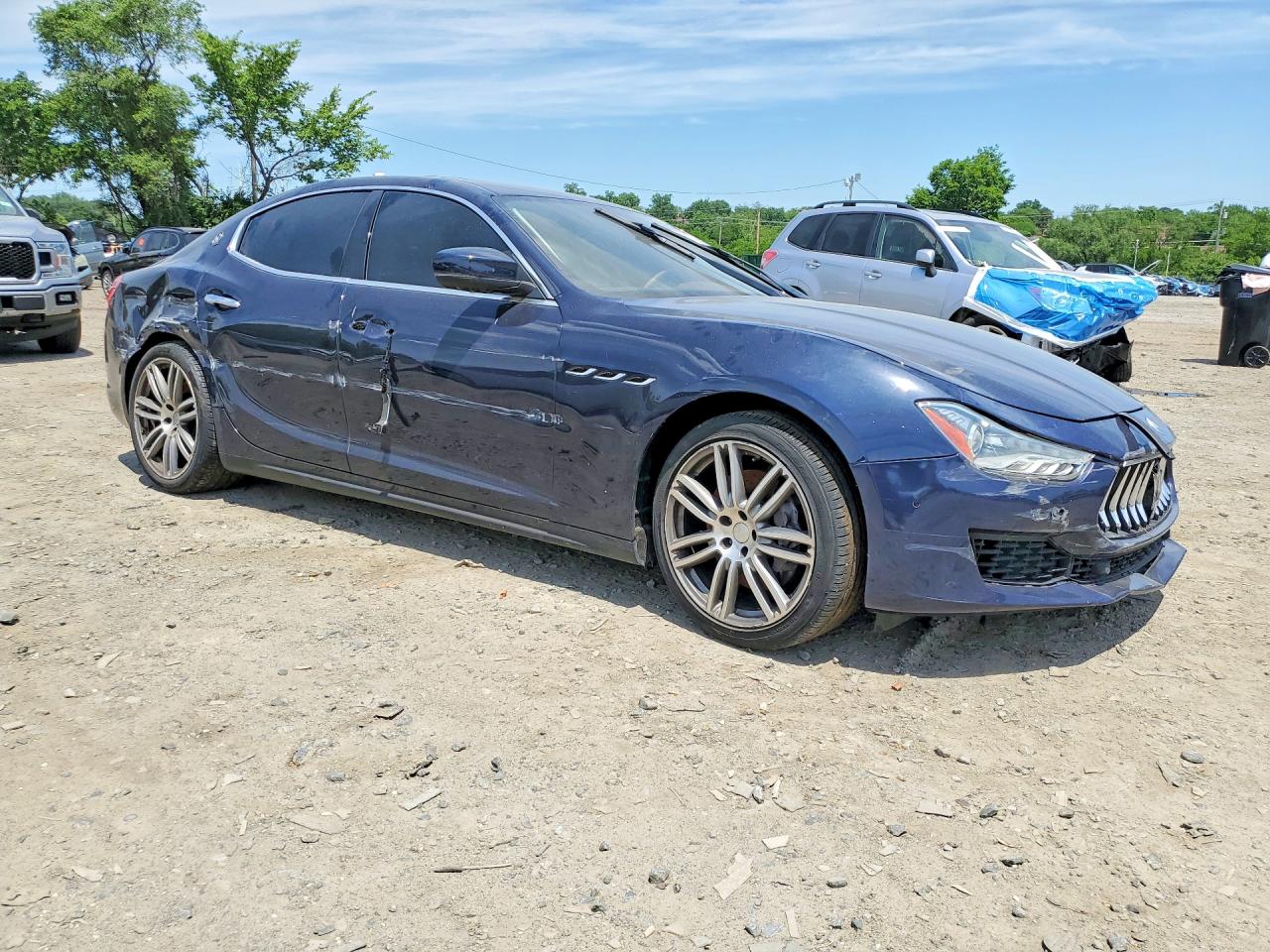 2019 Maserati Ghibli S Blue vin: ZAM57YSA6K1335777