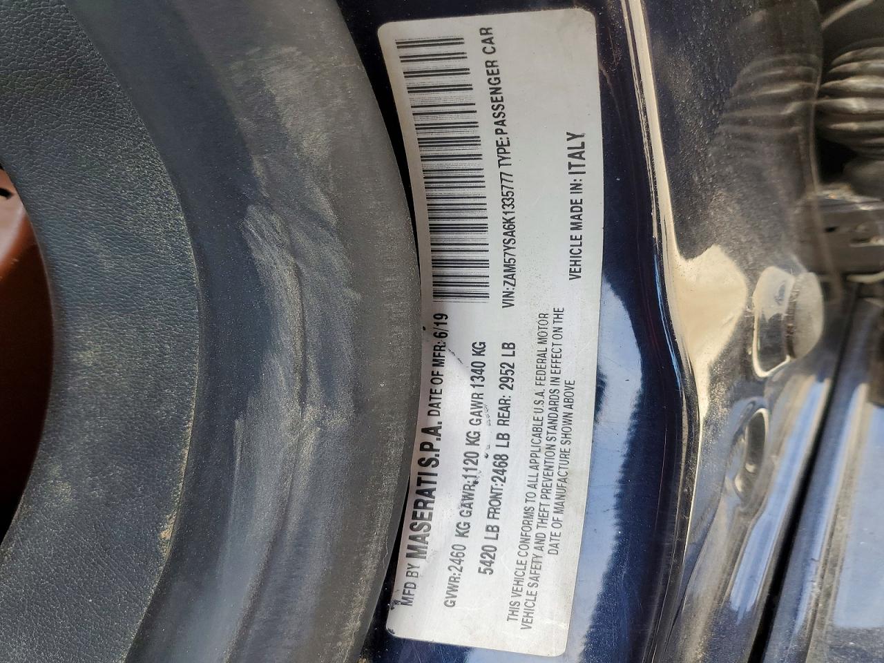 2019 Maserati Ghibli S Blue vin: ZAM57YSA6K1335777
