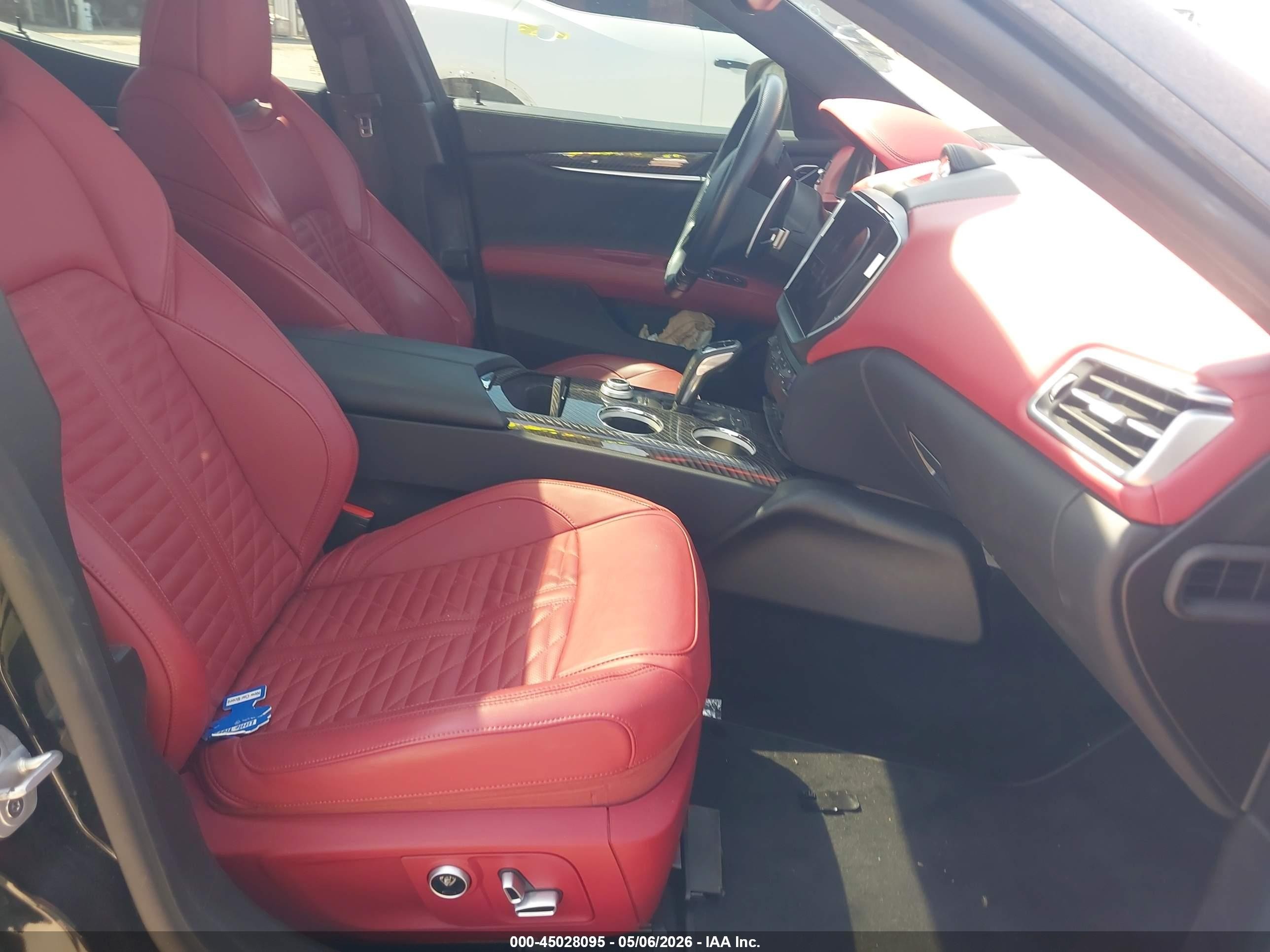 2023 Maserati Ghibli Modena Gray vin: ZAM57YSM4PX418848