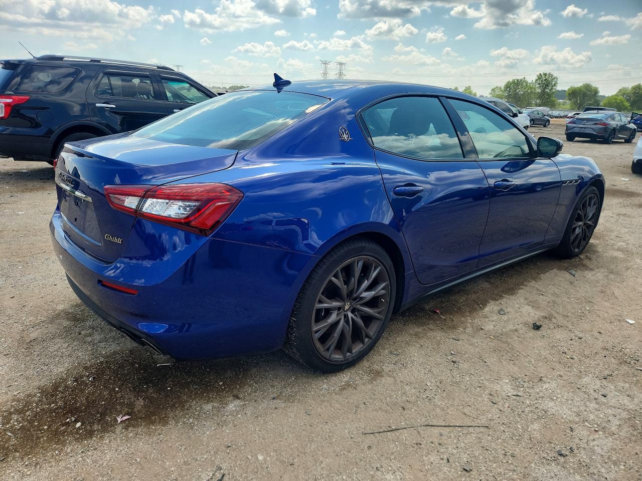 2020 Maserati Ghibli S Blue vin: ZAM57YTA0L1354583