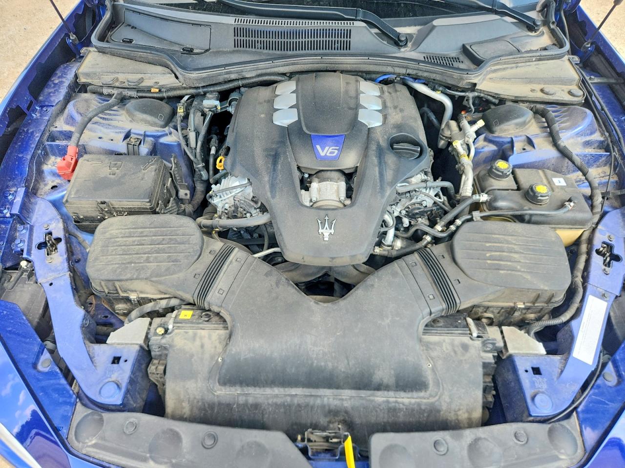 2020 Maserati Ghibli S Blue vin: ZAM57YTA0L1354583
