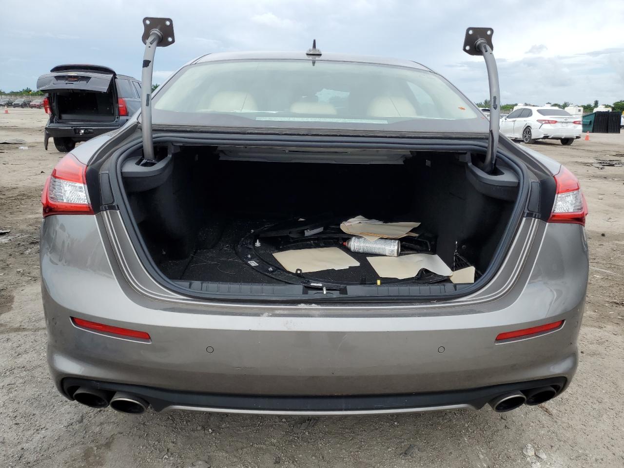 2018 Maserati Ghibli S Gray vin: ZAM57YTL2J1286205