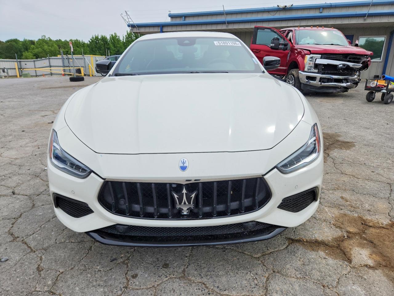 2024 Maserati Ghibli Modena White vin: ZAM57YTM6RX445230