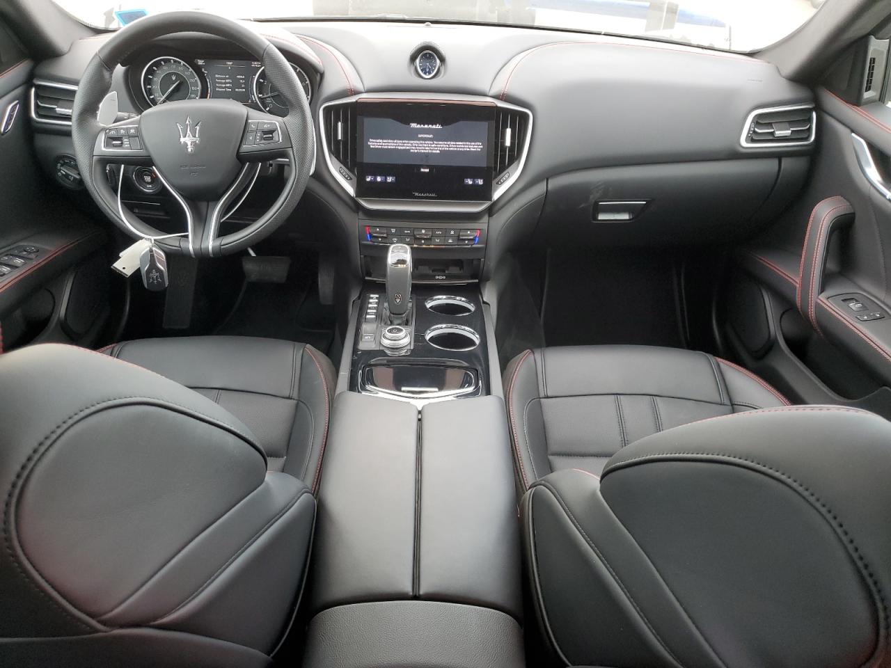 2024 Maserati Ghibli Modena White vin: ZAM57YTMXRX444758