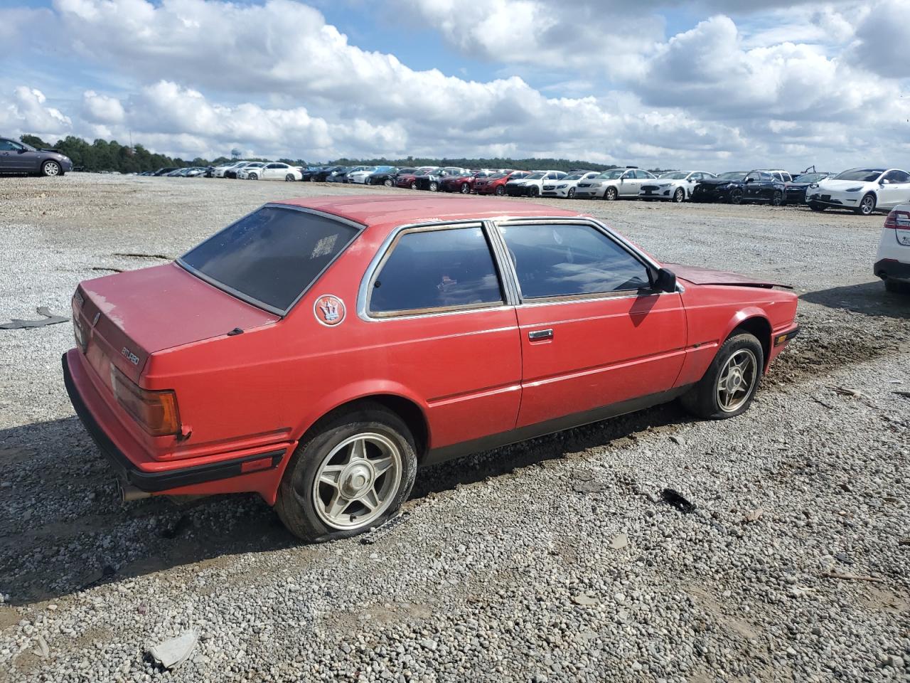 1984 Maserati Biturbo Red vin: ZAMAL1102EB310318