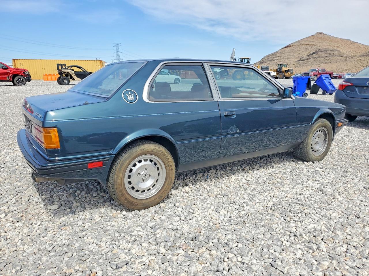 1984 Maserati Biturbo Blue vin: ZAMAL1103EB319870