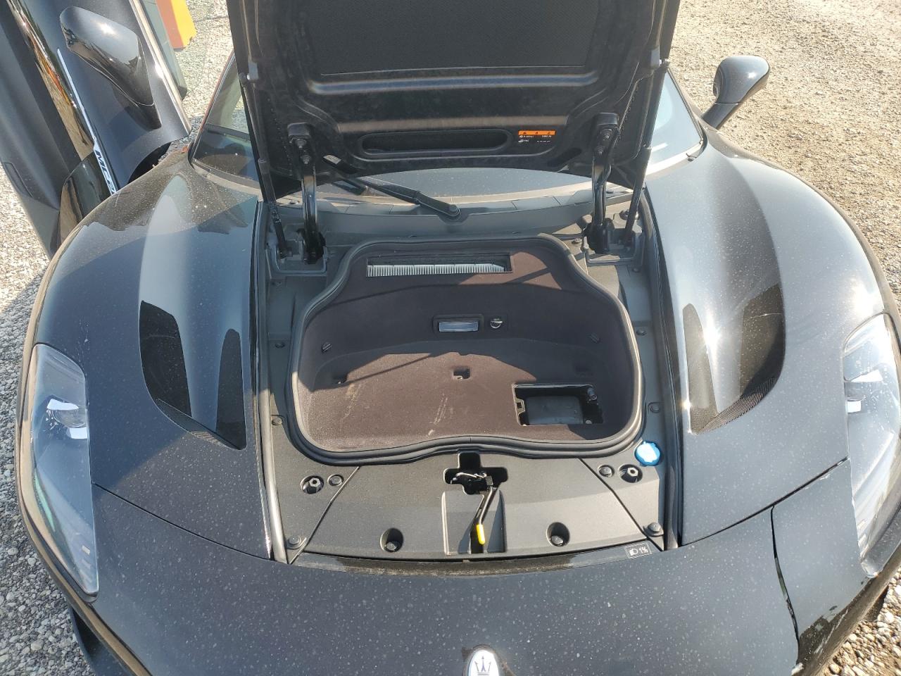 2023 Maserati Mc20 Черный vin: ZAMBMSAB5P0444747