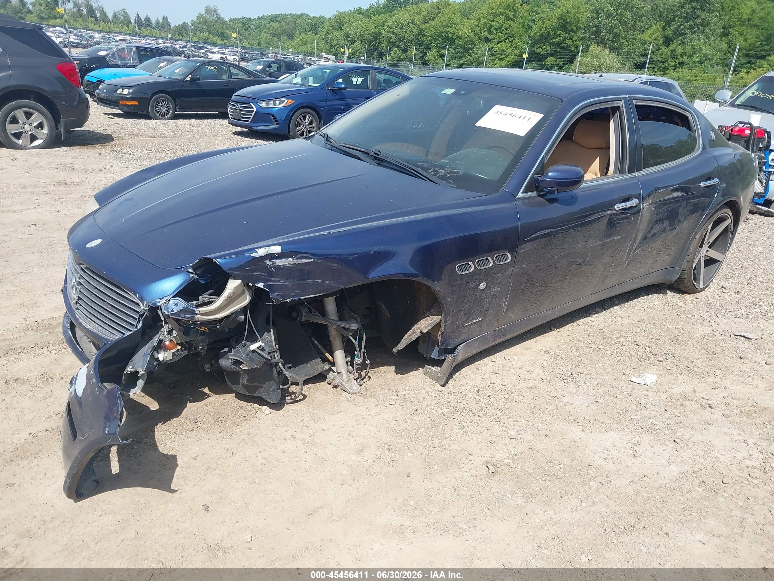 2007 Maserati Quattroporte Base Duoselect/executive Duoselect/sport Gt Duoselect Blue vin: ZAMCE39A370027114