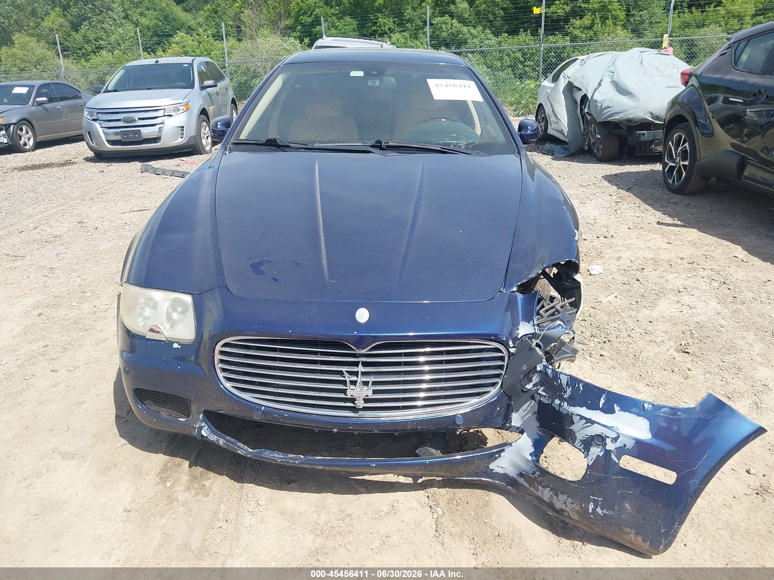 2007 Maserati Quattroporte Base Duoselect/executive Duoselect/sport Gt Duoselect Blue vin: ZAMCE39A370027114