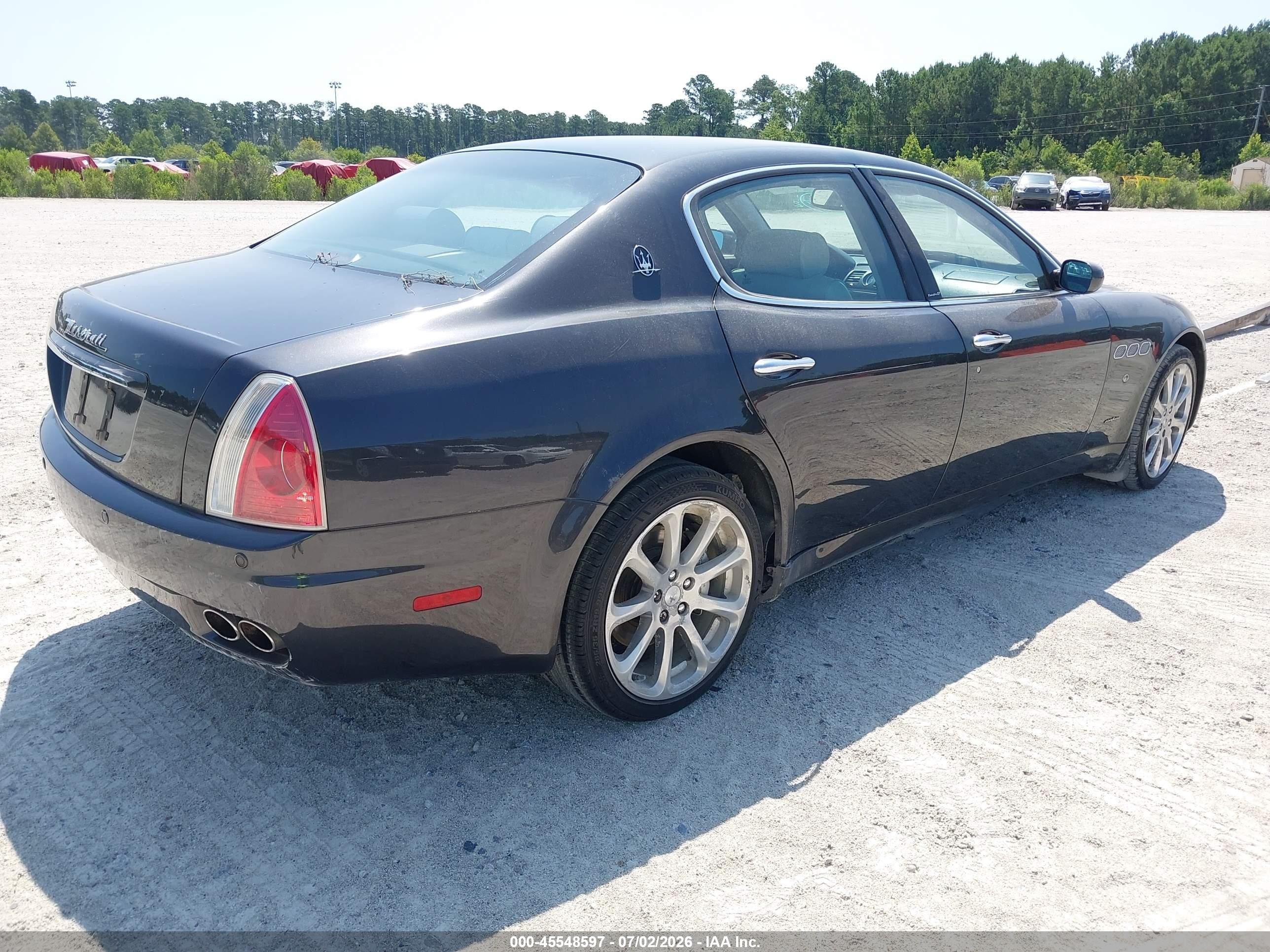 2008 Maserati Quattroporte   Brown vin: ZAMFE39A380036832