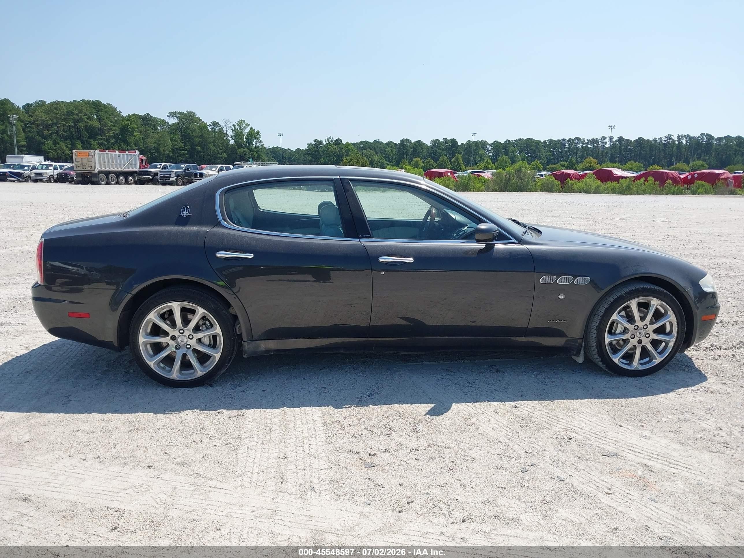 2008 Maserati Quattroporte   Brown vin: ZAMFE39A380036832