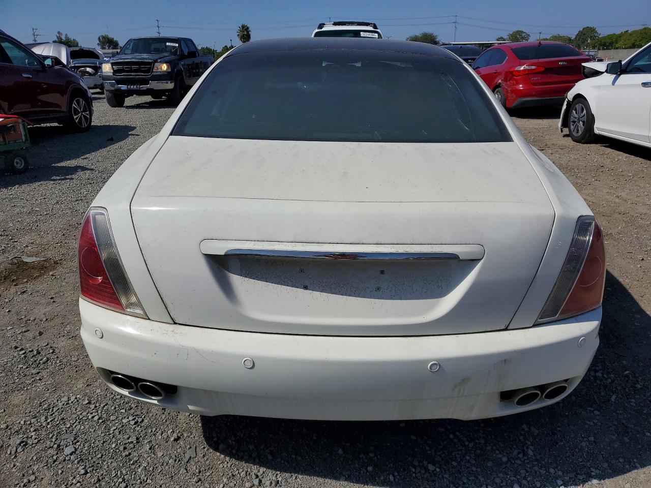 2007 Maserati Quattroporte M139 White vin: ZAMFE39A570032263