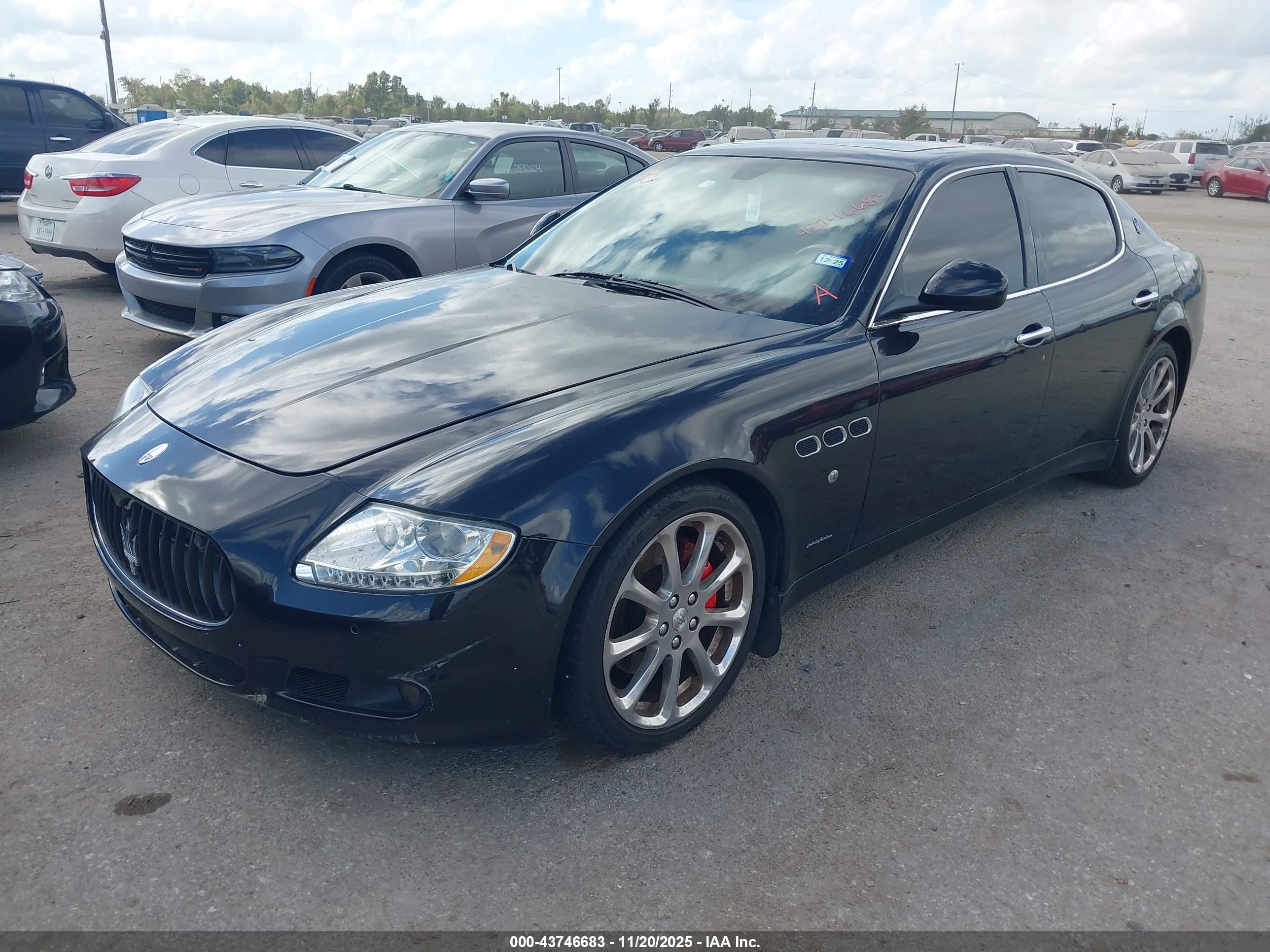2009 Maserati Quattroporte   Черный vin: ZAMFK39A290044656
