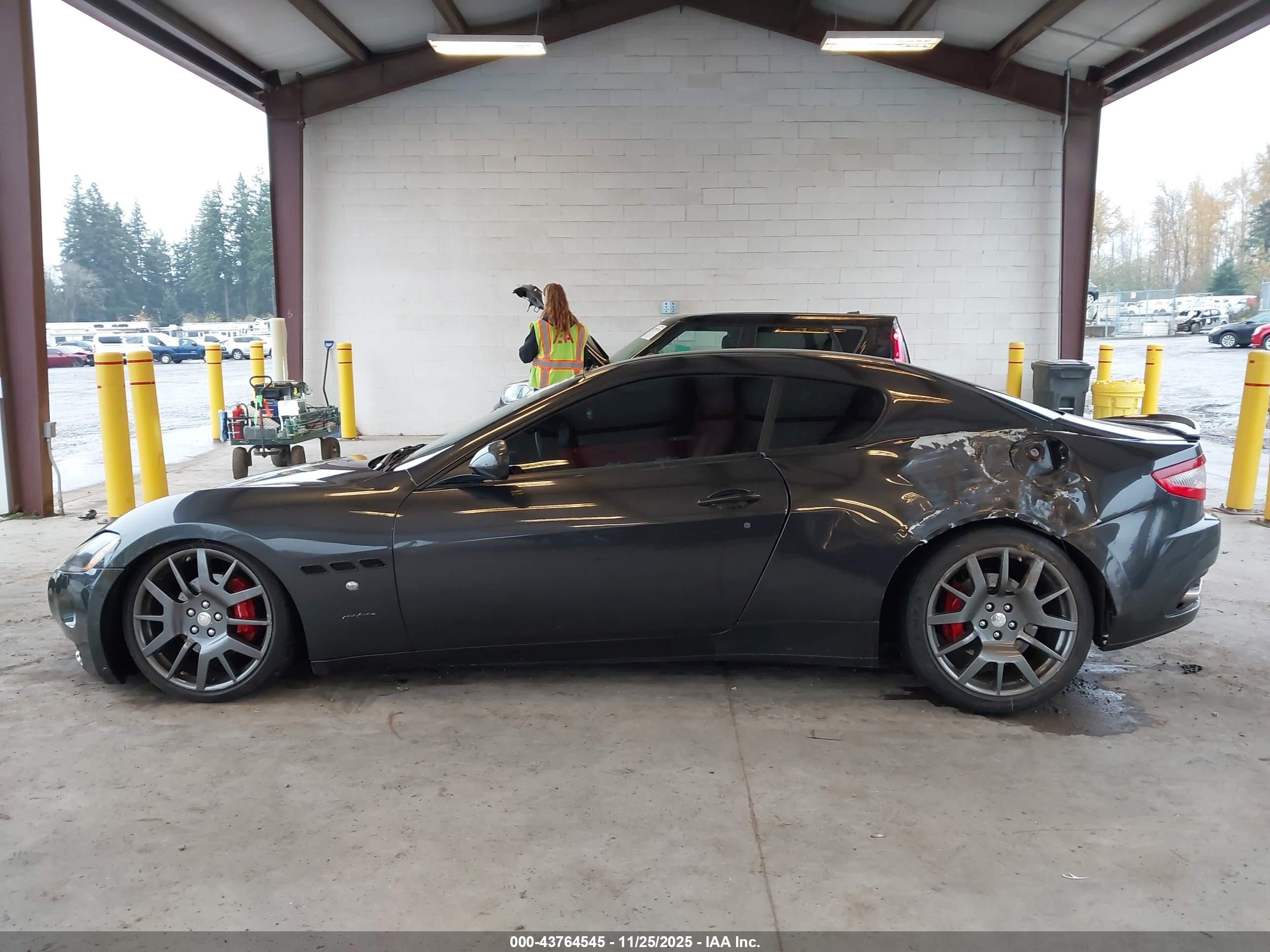 2008 Maserati Granturismo   Gray vin: ZAMGJ45A480038634