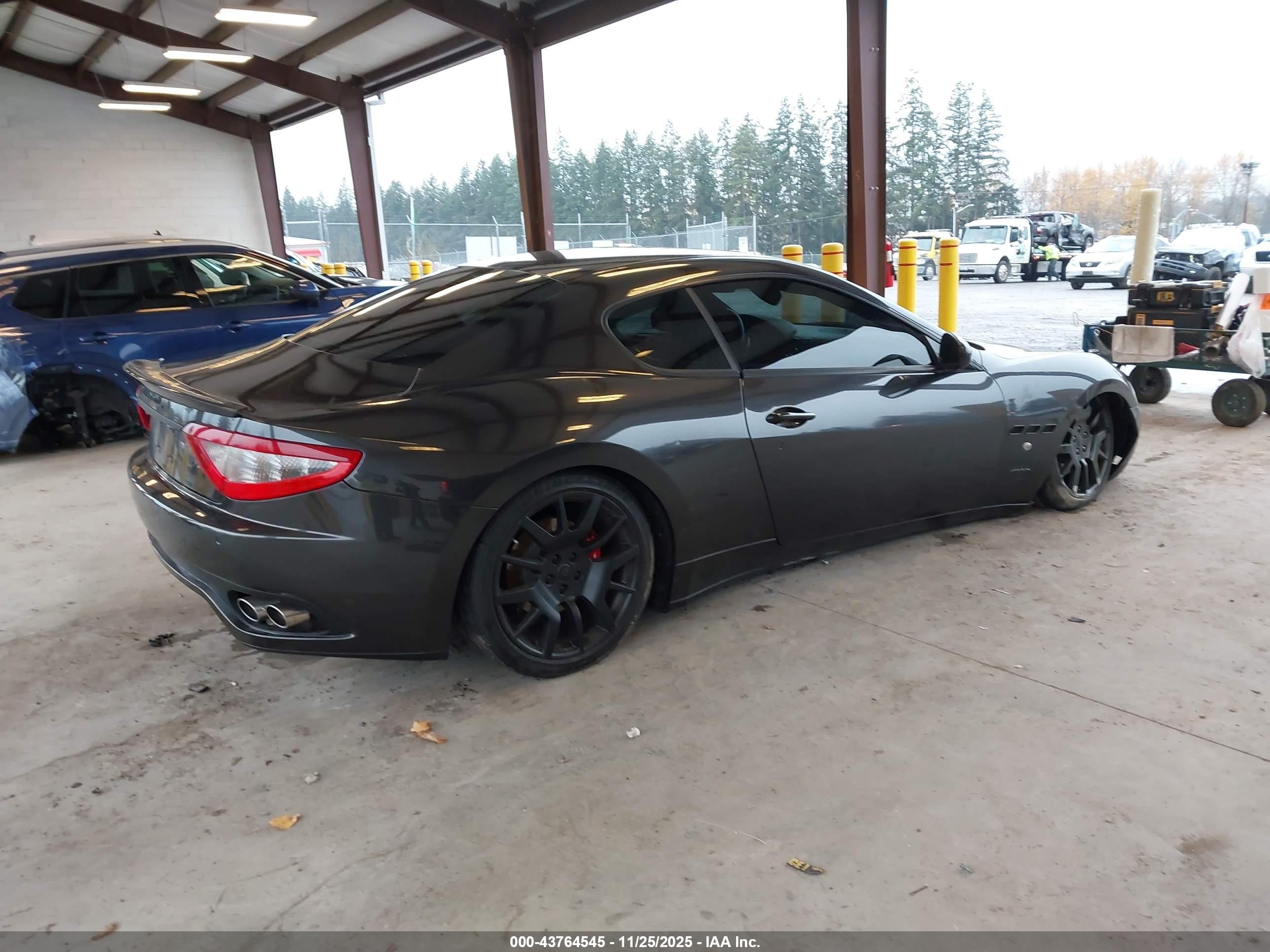 2008 Maserati Granturismo   Gray vin: ZAMGJ45A480038634