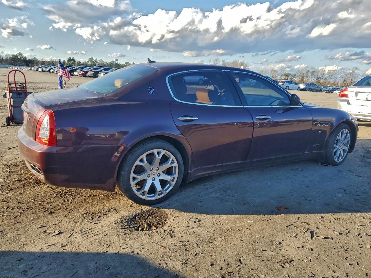 2009 Maserati Quattroporte S Burgundy vin: ZAMJK39A090045203