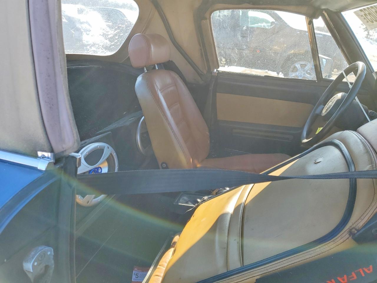 1986 Alfa Romeo Veloce 2000 Spider Blue vin: ZARBA5410G1037419
