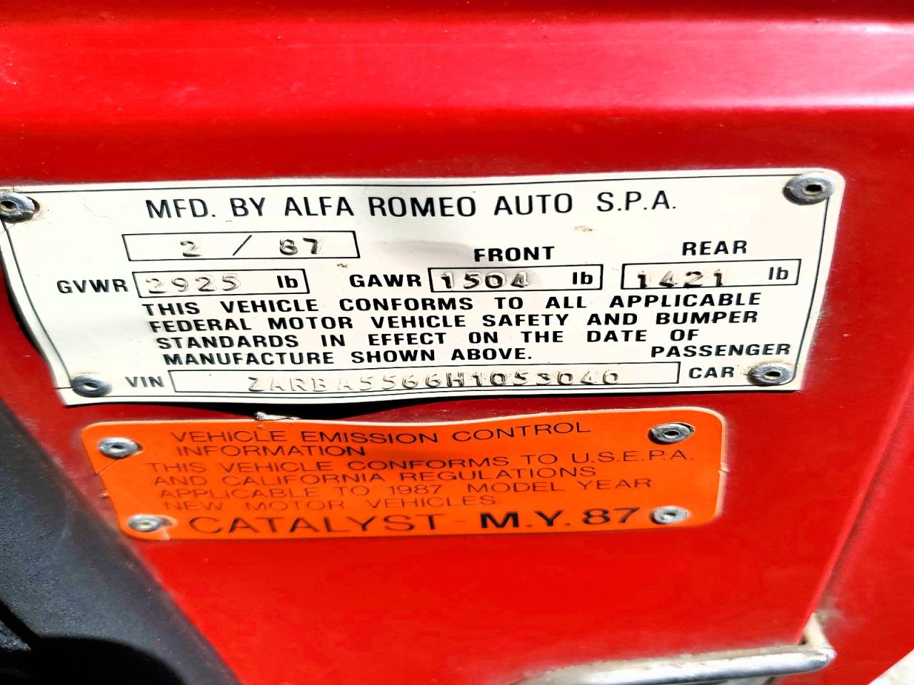 1987 Alfa Romeo Spider Quadrifoglio Красный vin: ZARBA5566H1053040