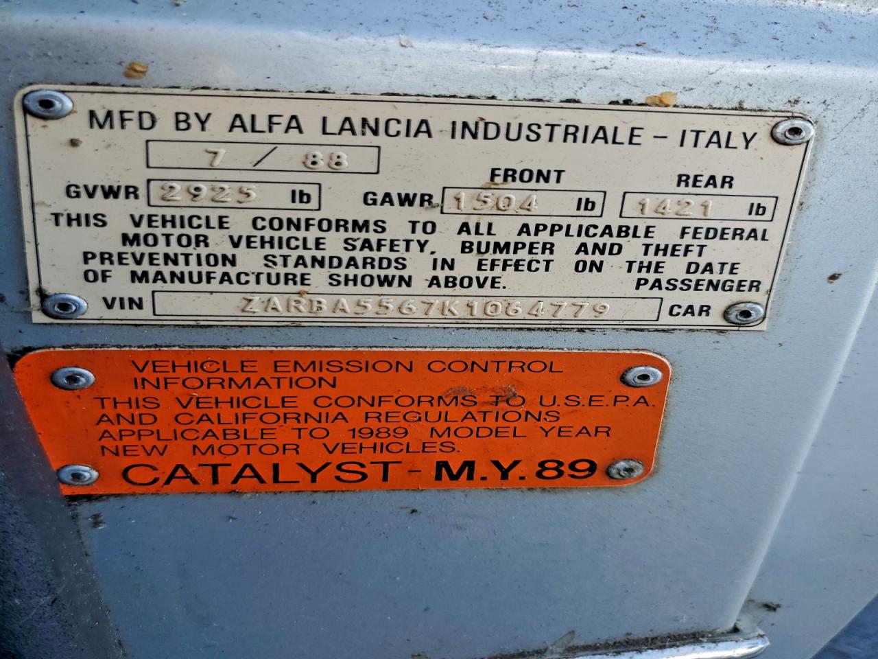 1989 Alfa Romeo Spider Quadrifoglio Серебряный vin: ZARBA5567K1064779