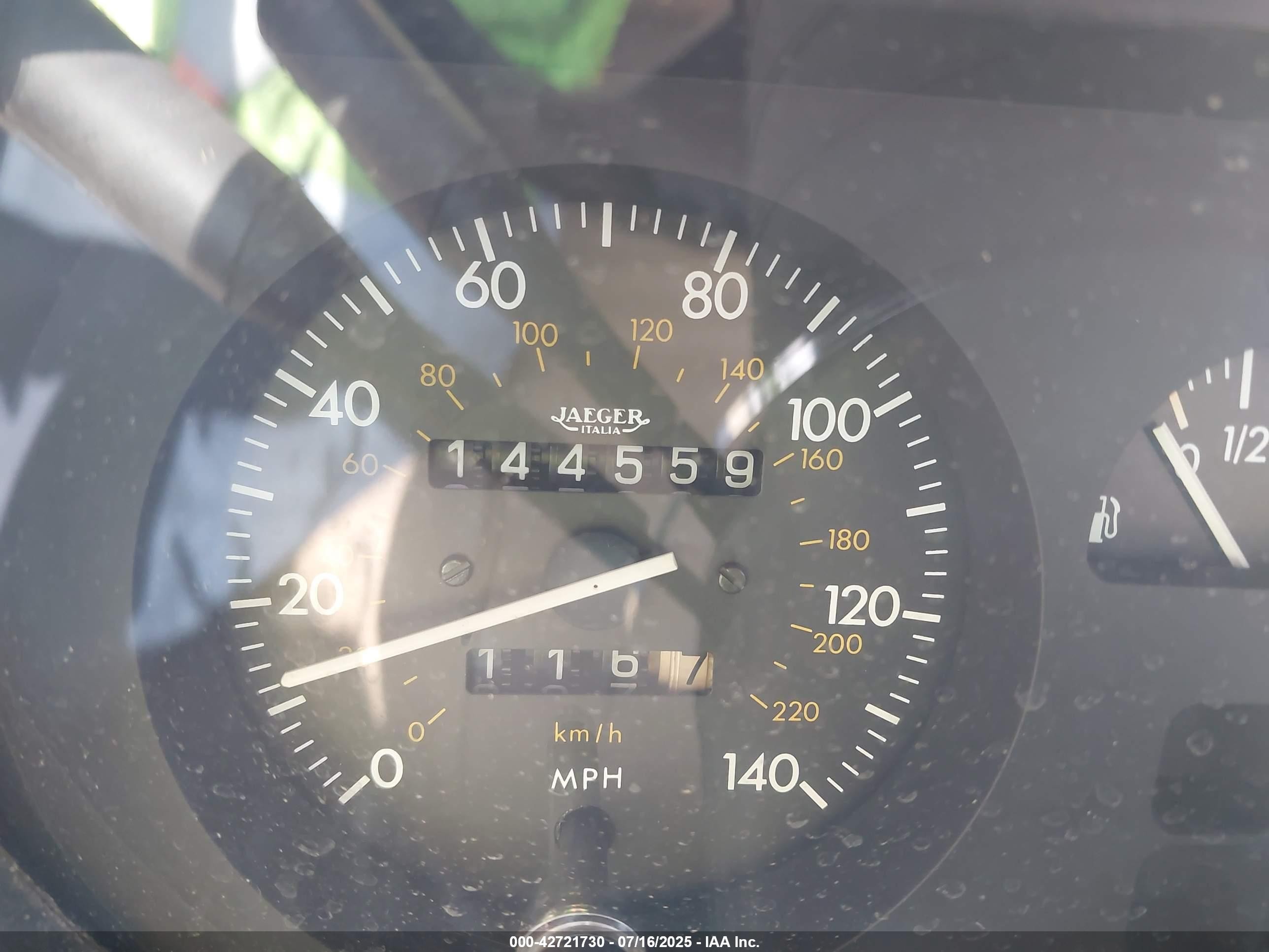 1989 Alfa Romeo Spider Graduate Красный vin: ZARBA5641K1063205
