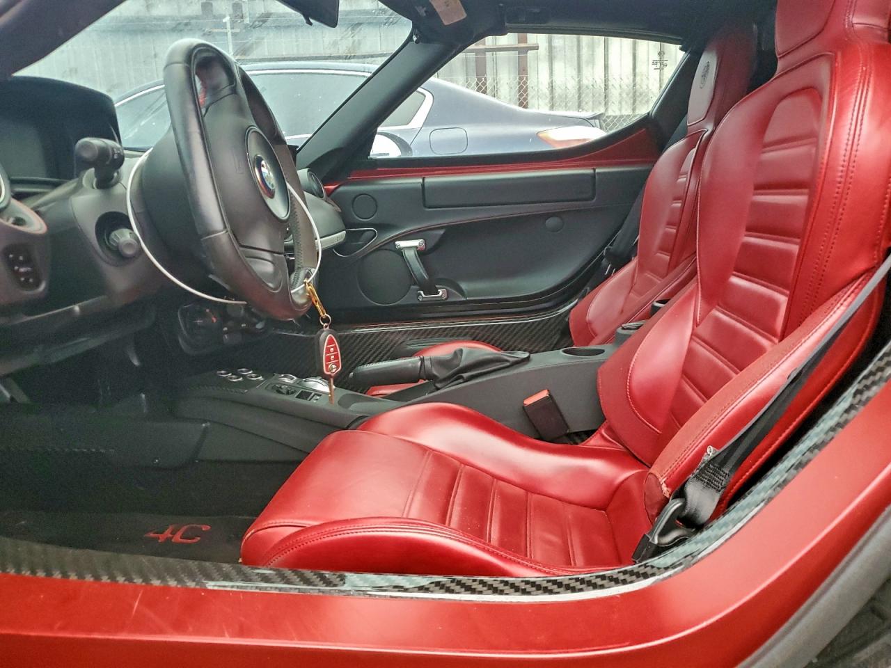 2015 Alfa Romeo 4c Spider Red vin: ZARBAAB43FM169450