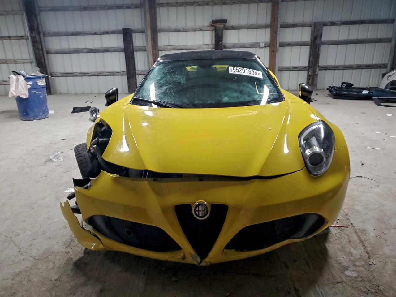 2015 Alfa Romeo 4c Spider Yellow vin: ZARBAAB49FM169436