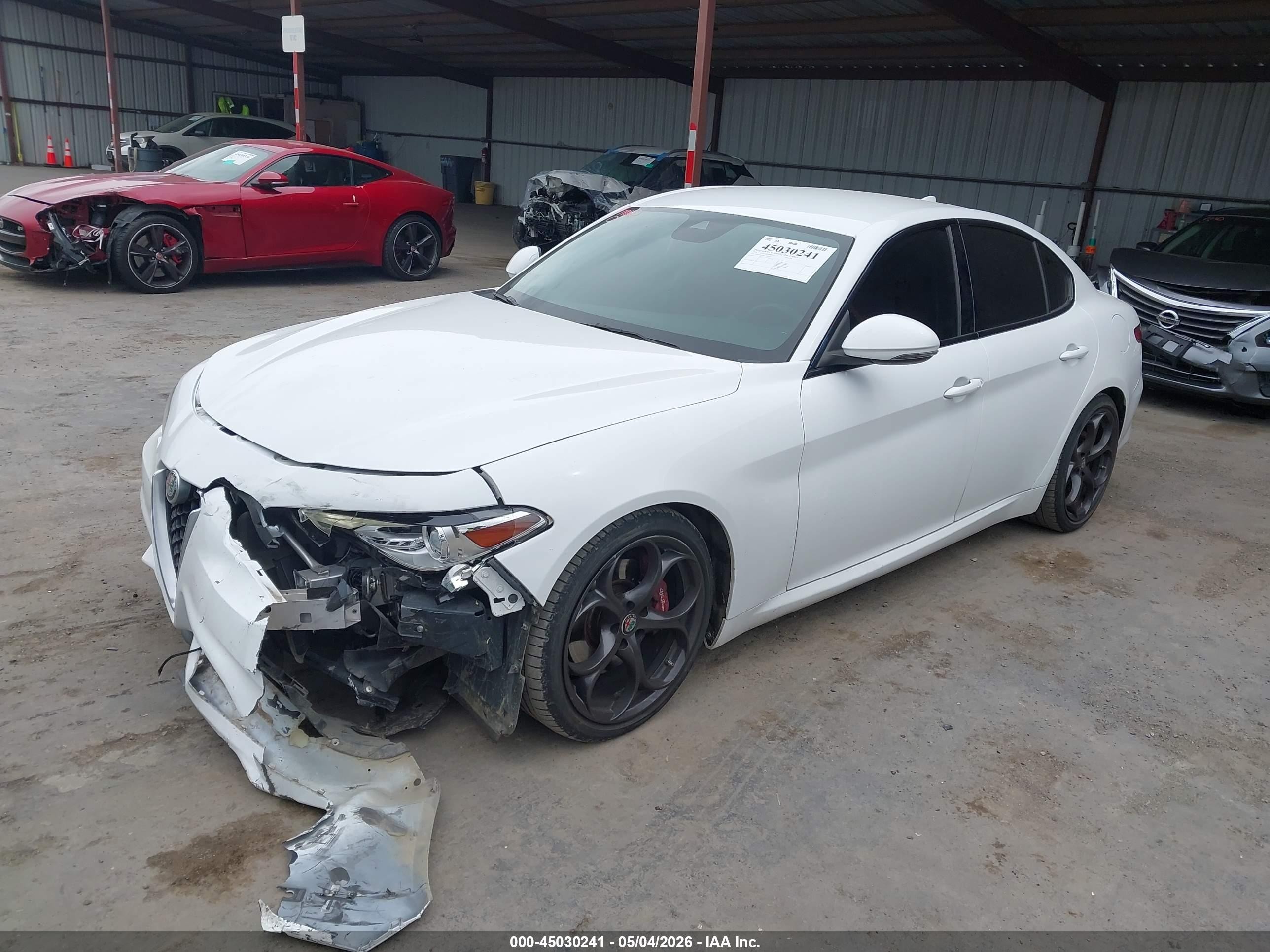 2018 Alfa Romeo Giulia Ti Sport White vin: ZARFAECNXJ7580223