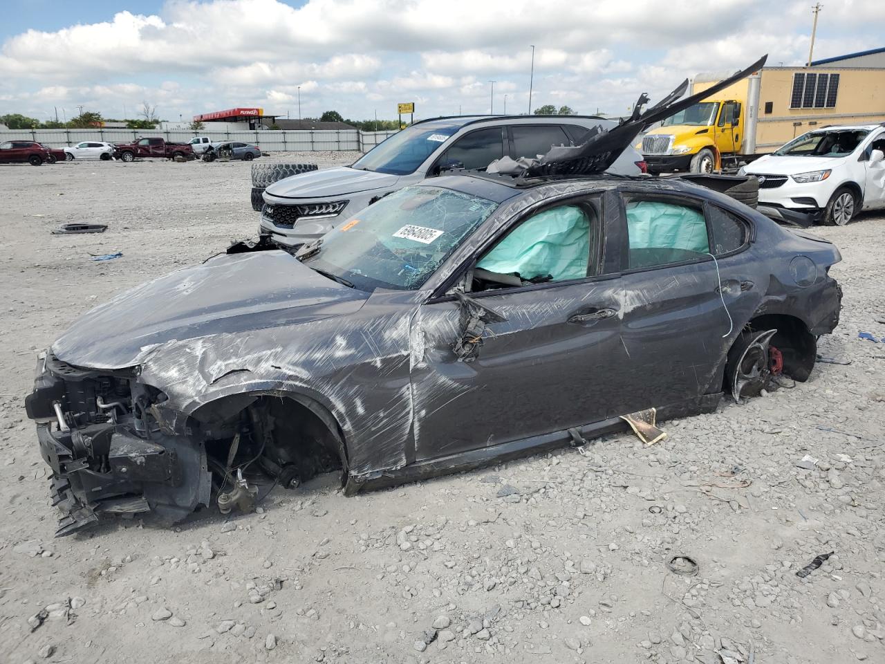 2018 Alfa Romeo Giulia Ti Q4 Gray vin: ZARFAEEN8J7571985
