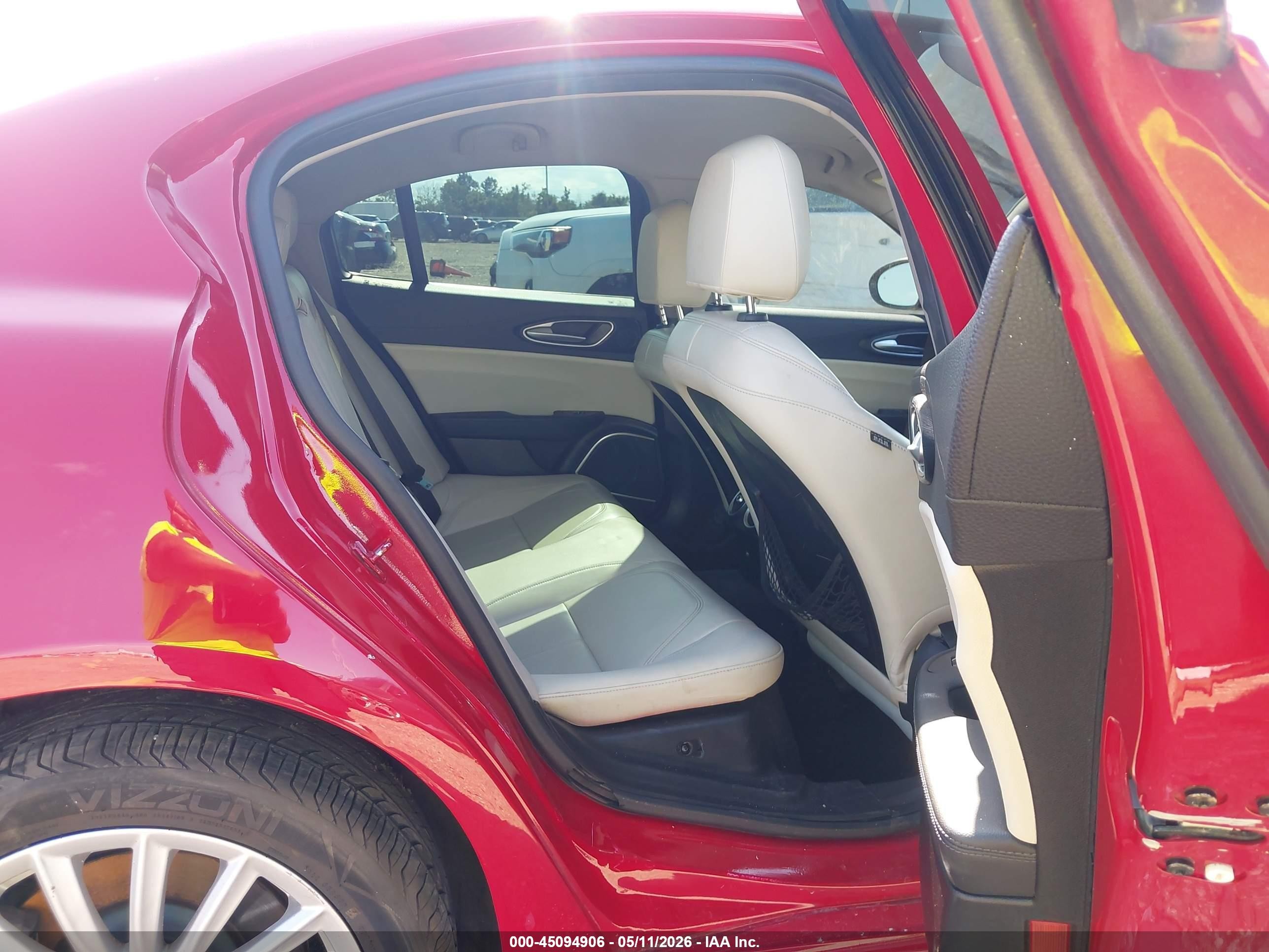 2021 Alfa Romeo Giulia Rwd Red vin: ZARFAMAN9M7639831