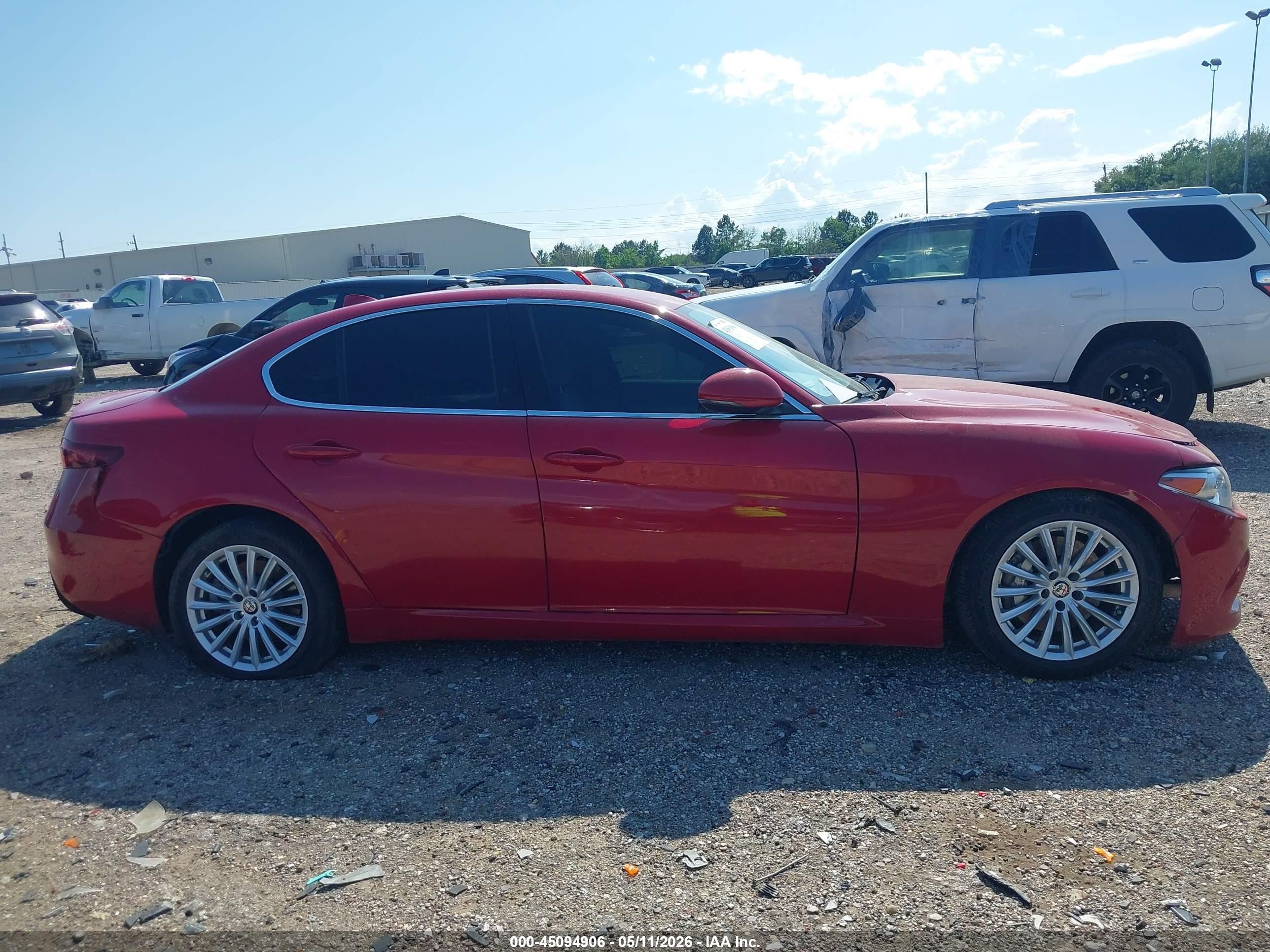 2021 Alfa Romeo Giulia Rwd Red vin: ZARFAMAN9M7639831
