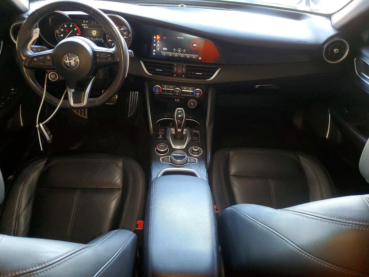 2022 Alfa Romeo Giulia Black vin: ZARFAMANXN7654100