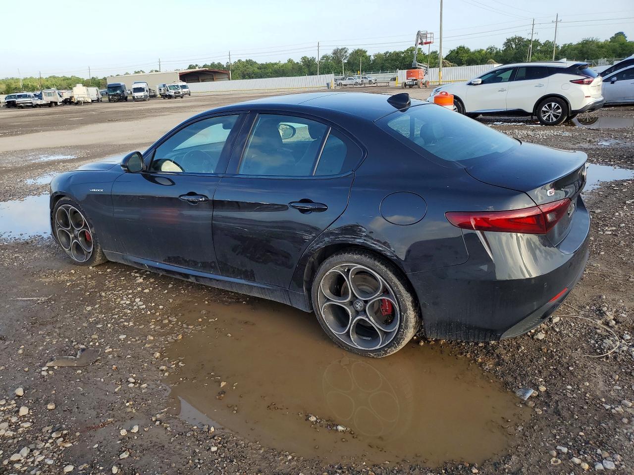 2023 Alfa Romeo Giulia Ti Charcoal vin: ZARFAMBN4P7666521