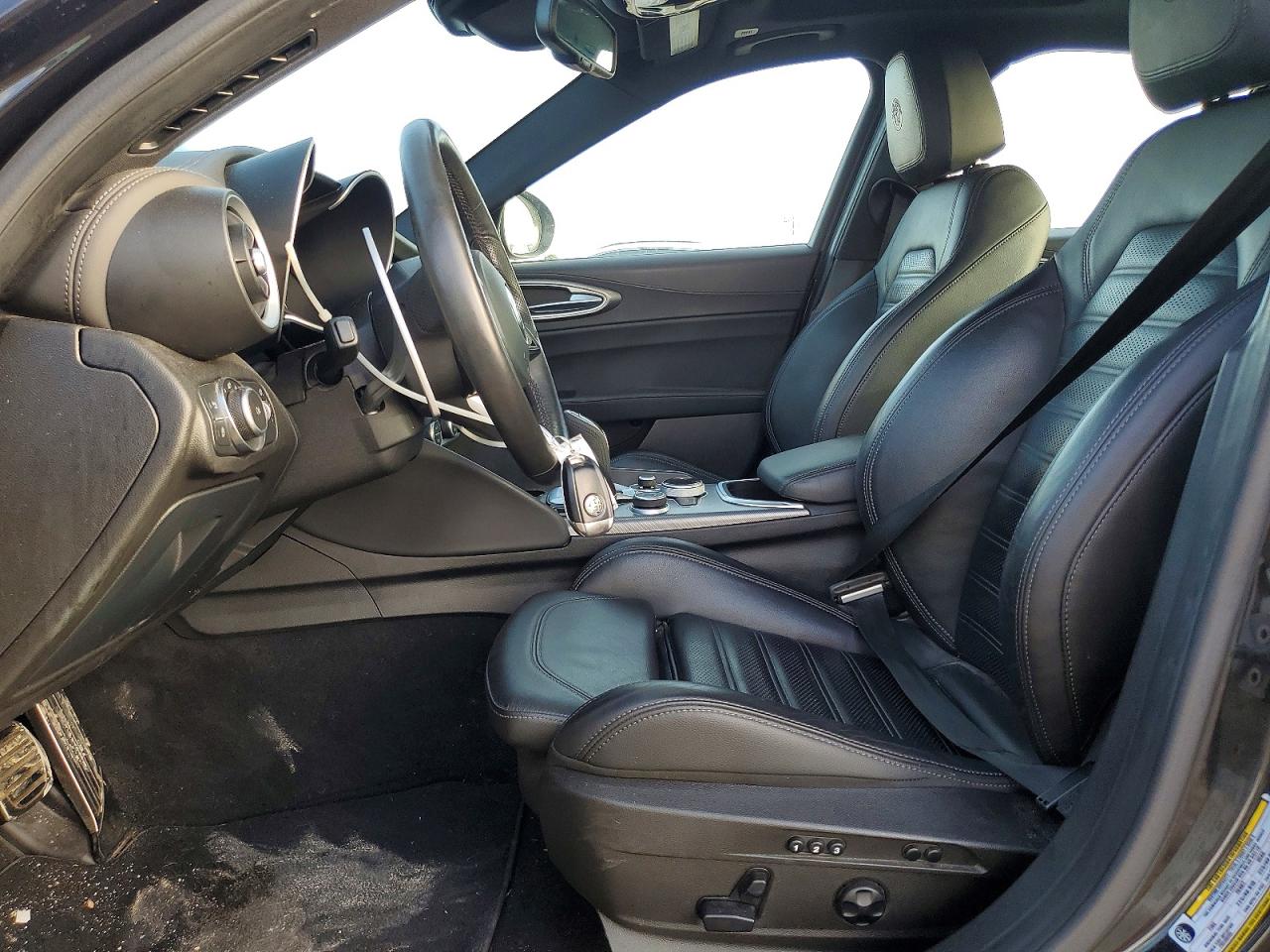 2023 Alfa Romeo Giulia Ti Charcoal vin: ZARFAMBN4P7666521