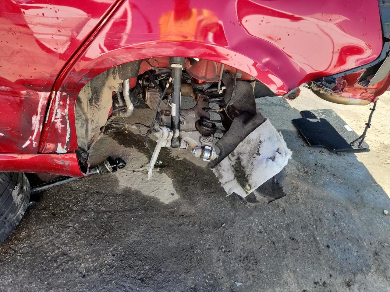 2022 Alfa Romeo Giulia Super Red vin: ZARFAMBN5N7656867 Damage: Left Rear Wheel, Missing, Replacement Required