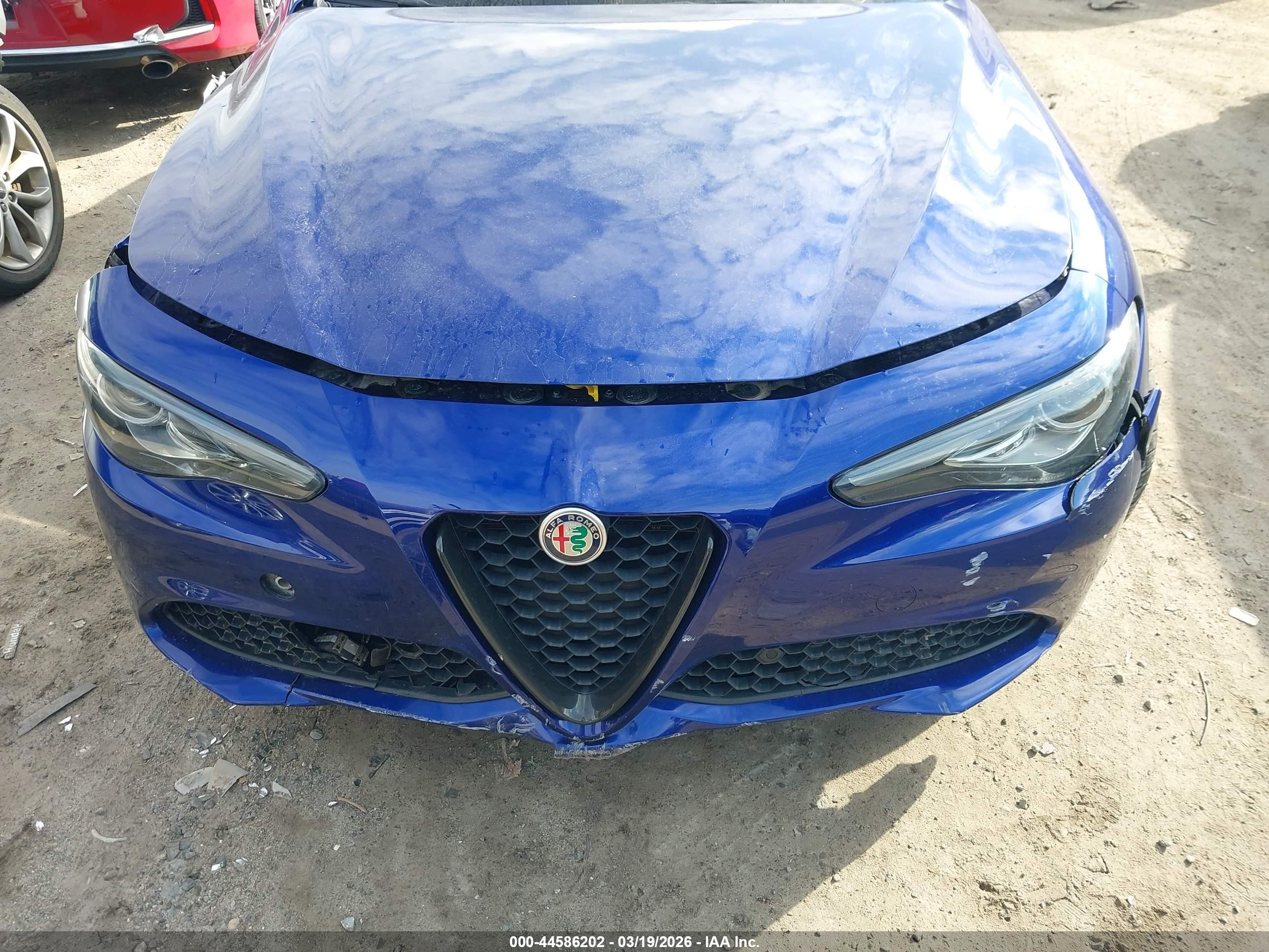 2020 Alfa Romeo Giulia Awd Синий vin: ZARFANAN3L7632314