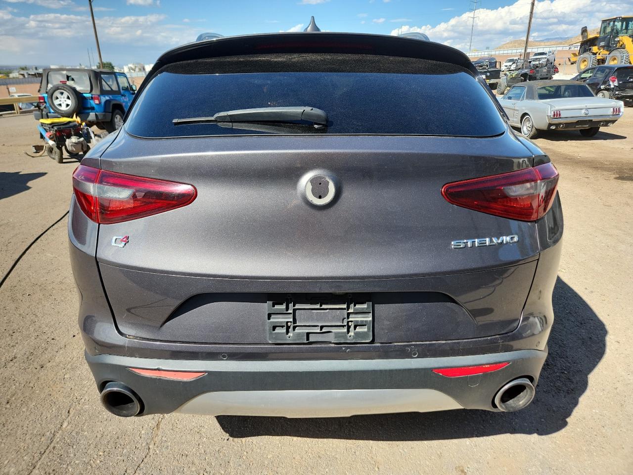 2018 Alfa Romeo Stelvio Угольный vin: ZASFAKAN3J7B74593