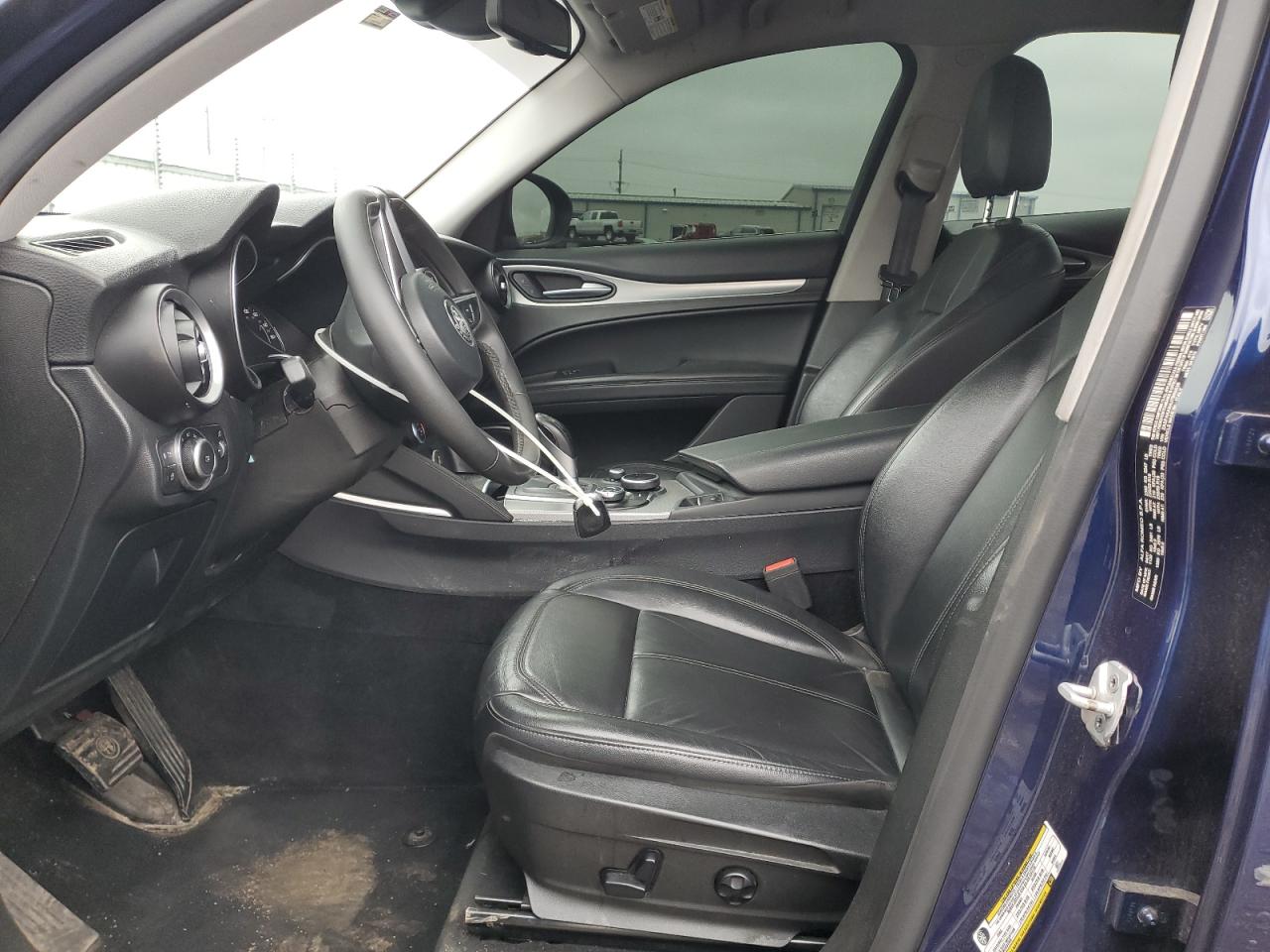 2018 Alfa Romeo Stelvio Blue vin: ZASFAKAN4J7B59536