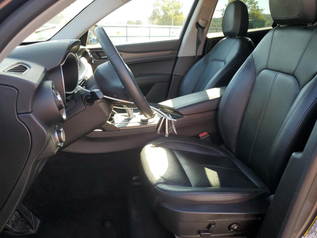 2018 Alfa Romeo Stelvio Ti Серый vin: ZASFAKBN1J7B67642