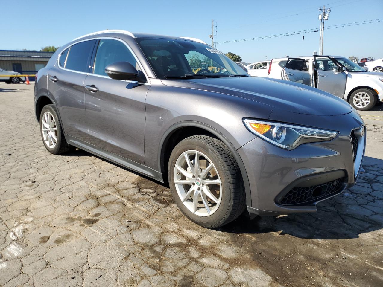 2018 Alfa Romeo Stelvio Ti Серый vin: ZASFAKBN1J7B67642