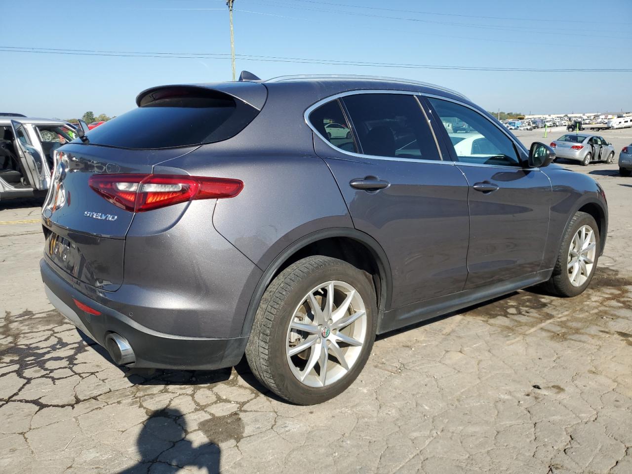 2018 Alfa Romeo Stelvio Ti Серый vin: ZASFAKBN1J7B67642