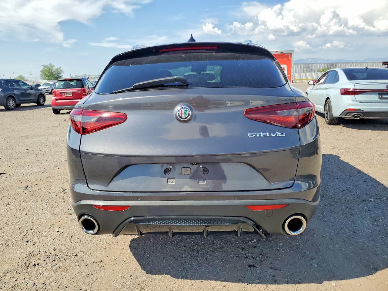 2018 Alfa Romeo Stelvio Ti Charcoal vin: ZASFAKBN7J7C17539