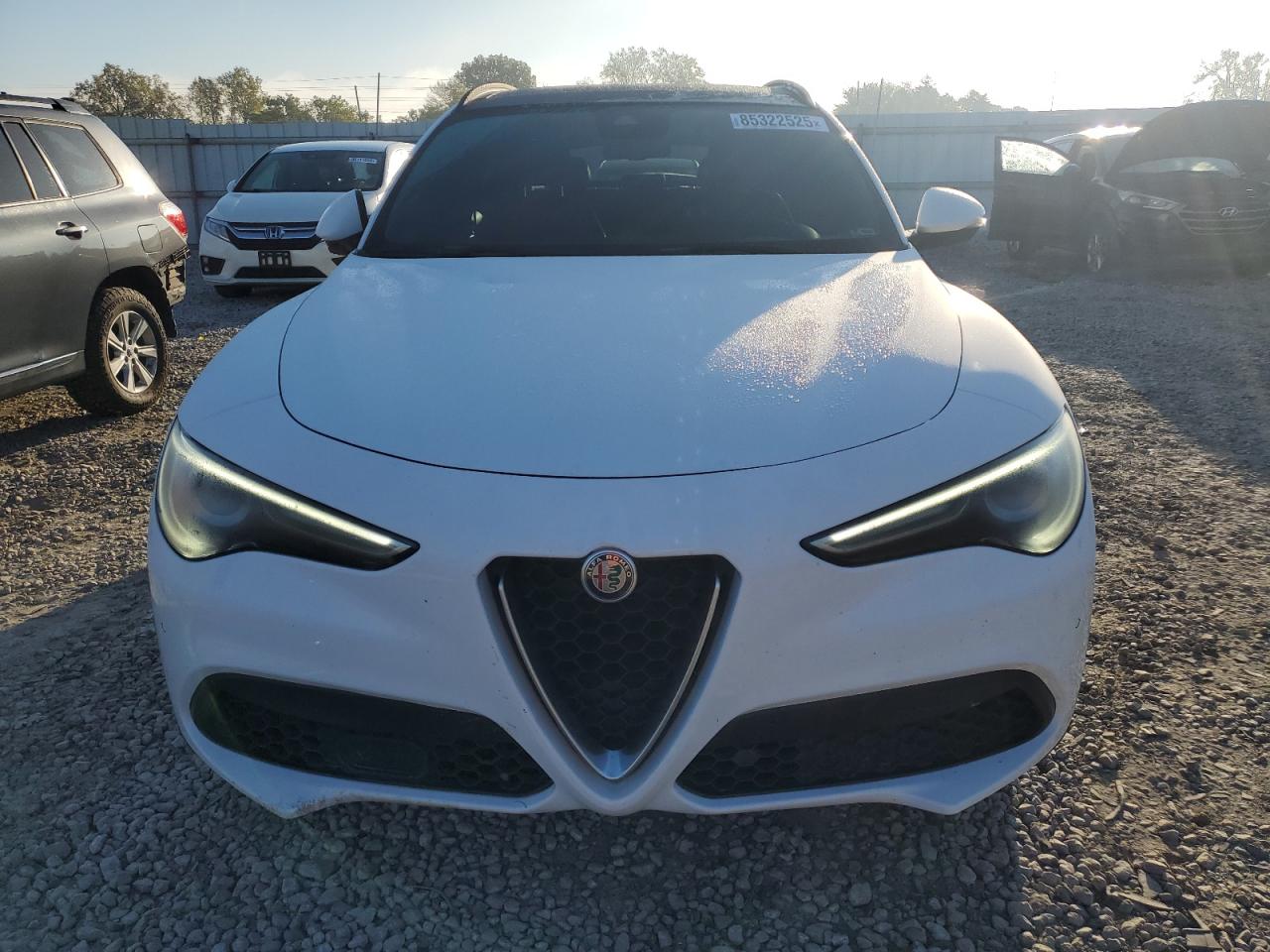2018 Alfa Romeo Stelvio Ti Sport Белый vin: ZASFAKNN1J7B98837