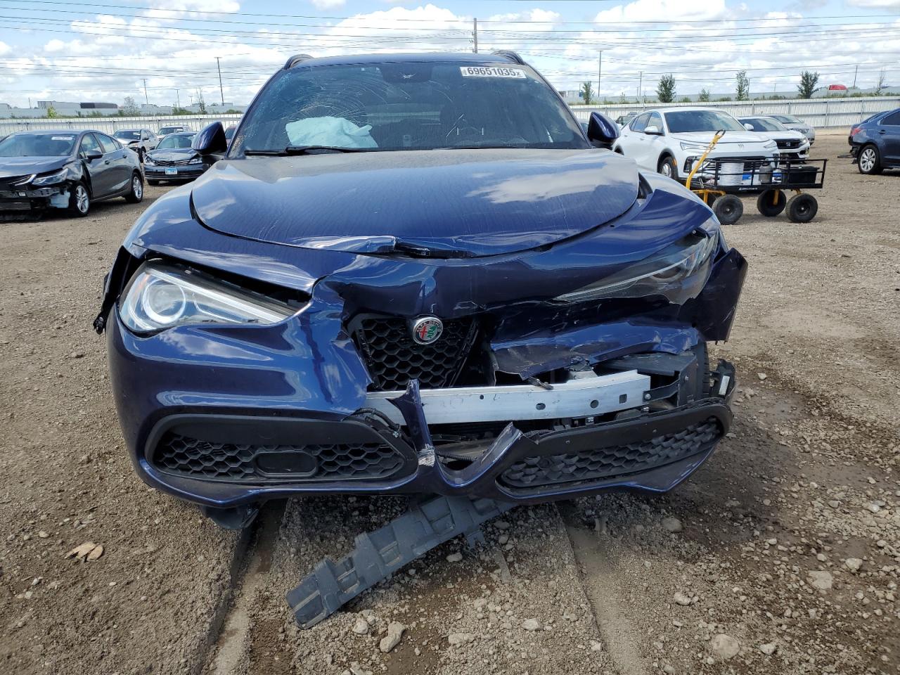 2018 Alfa Romeo Stelvio Ti Sport Синий vin: ZASFAKNN5J7B73455