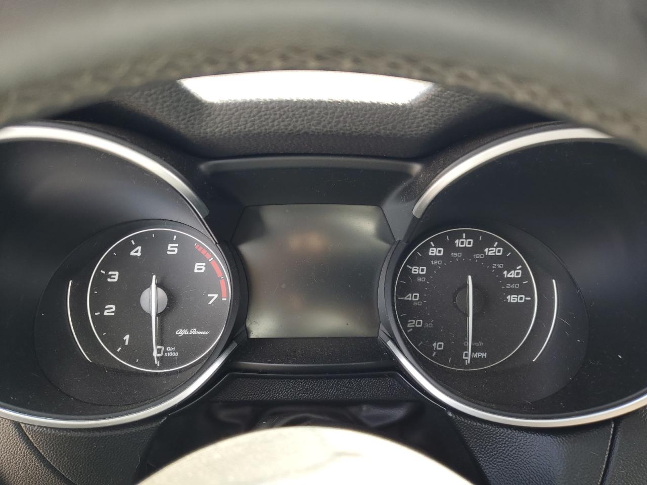 2018 Alfa Romeo Stelvio Ti Sport Синий vin: ZASFAKNN5J7B73455