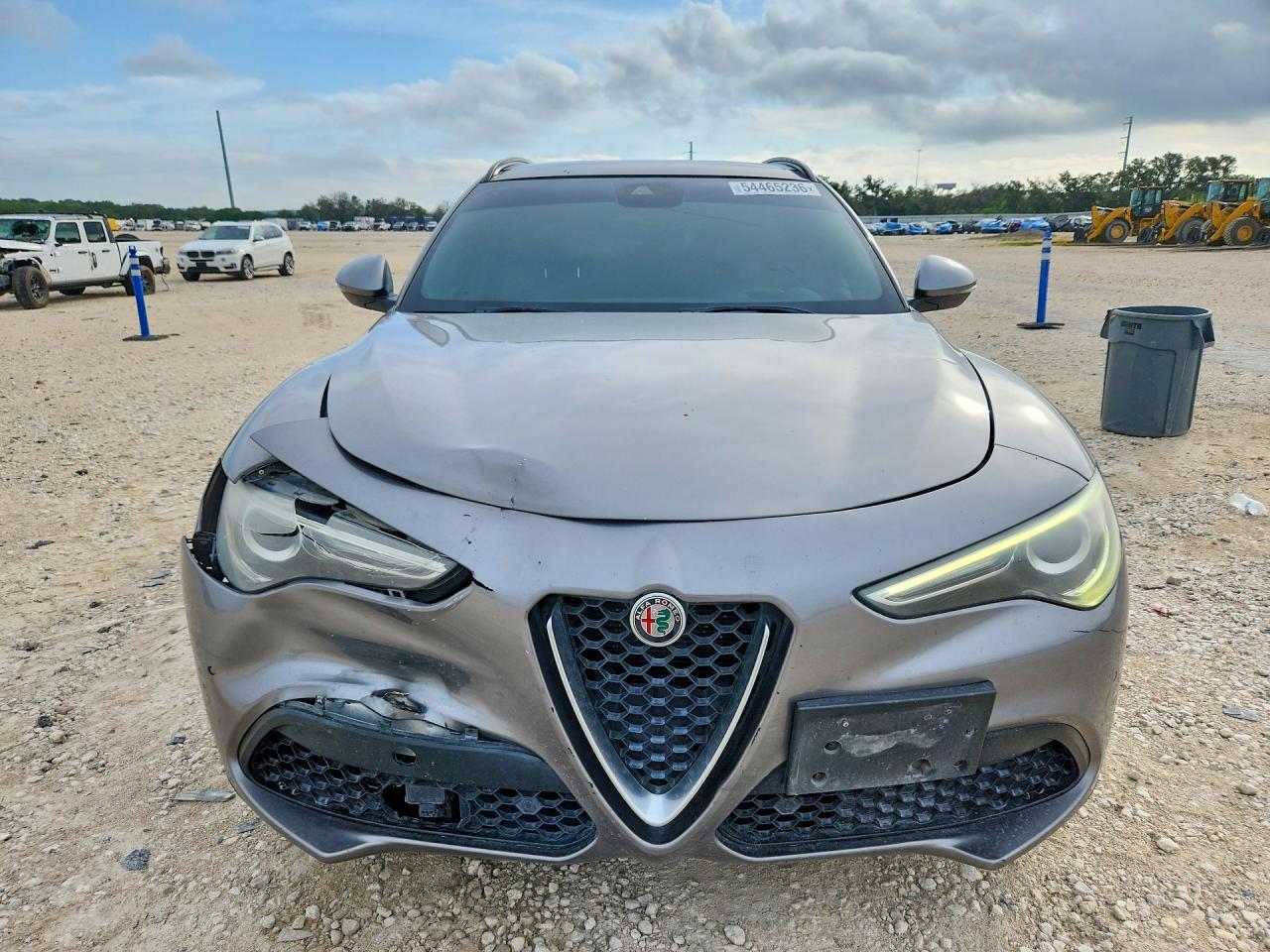 2018 Alfa Romeo Stelvio Ti Sport Gray vin: ZASFAKNN8J7B80173