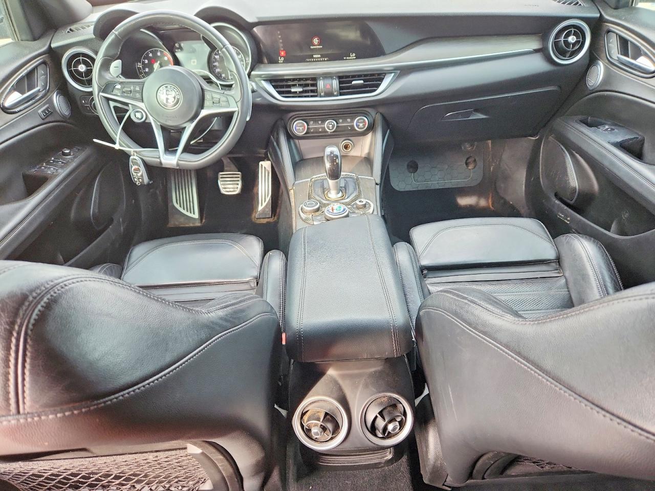 2018 Alfa Romeo Stelvio Ti Sport Gray vin: ZASFAKNN8J7B80173